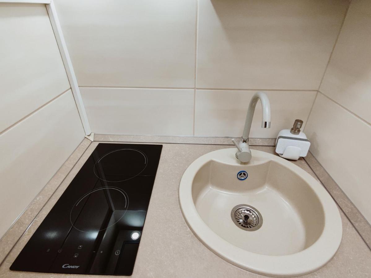 Central Palace Apartman เดเบรตเซน ภายนอก รูปภาพ